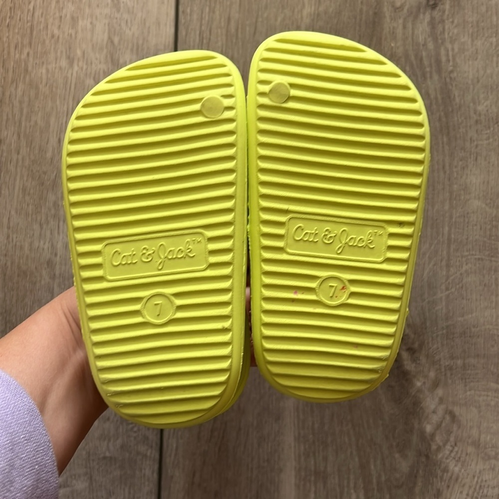 Cat & Jack Sandals Toddler size 7 - Picture 3 of 4